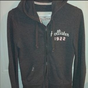 Hollister Women’s Full Zip Logo Hoodie NWOT